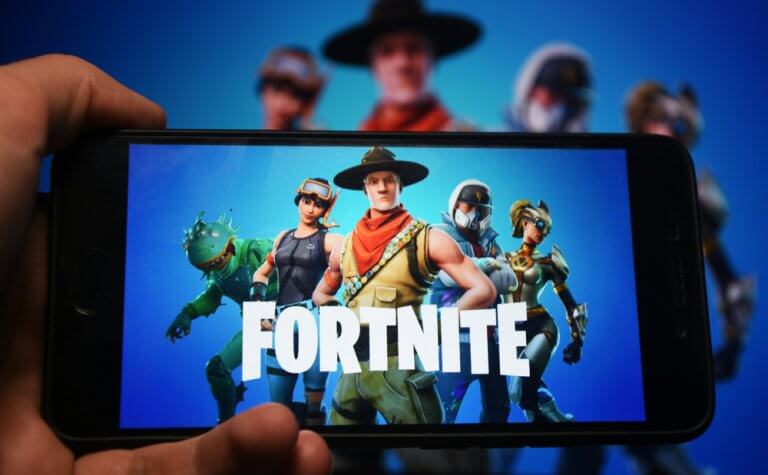 how much gb does fortnite update take